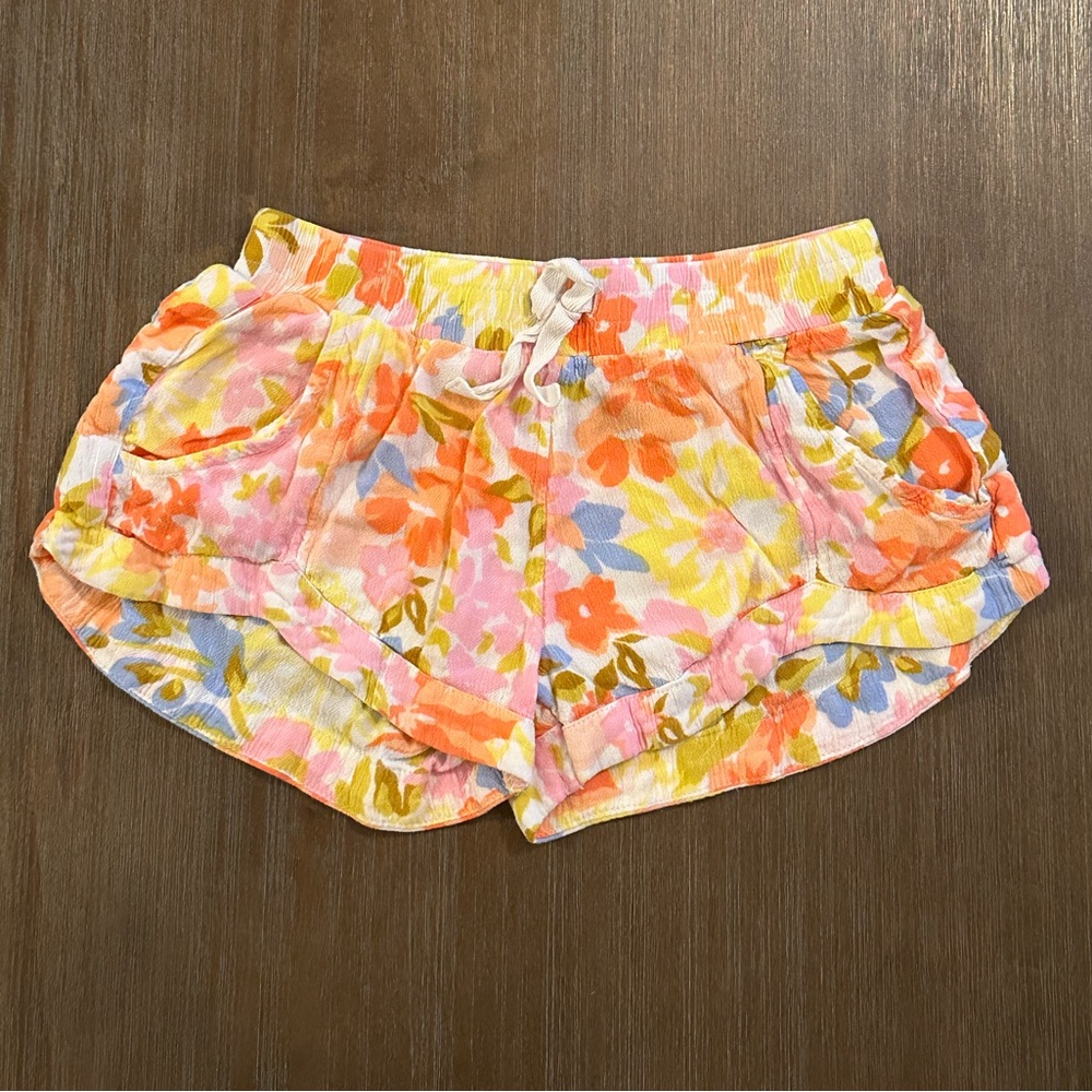 Billabong girls shorts